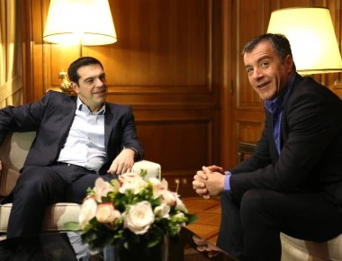 «Πολιτικός πυρετός» από την συνάντηση Αλ. Τσίπρα και Στ. Θεοδωράκη στο Μαξίμου για το Συμβούλιο Εθνικής Ασφάλειας